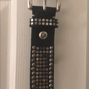 B belt studded and amazing